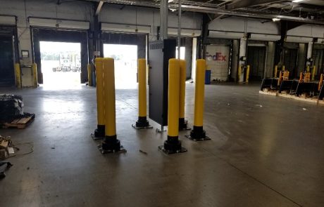 Ochrana technológie stĺpikmi SlowStop v logistickom centre